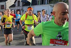 02 Marathon Cheverny 279 * 680 x 453 * (137KB)